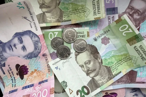 Україна опинилася на останньому місці в Європі за мінімальною зарплатою
